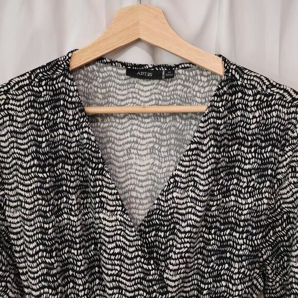 NWOT Apt 9 Dress Cross over Knee Length Short Sleeves Cuffed Black White - Picture 6 of 12